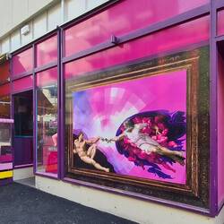 Un cabaret dans le quartier LGBTQI+