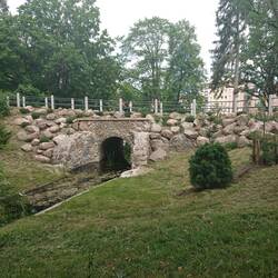 Die Grotte im Lennépark Frankfurt