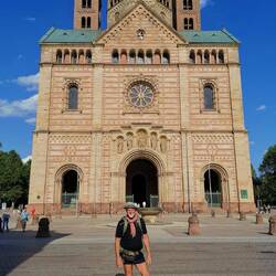 Yes, I can still smile 🤭🤭😉!