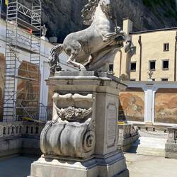 Horse baths fountain