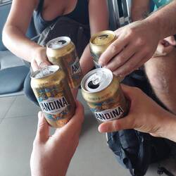 Flughafenbier (Uhrzeit spielt ja keine Rolle) 😅
