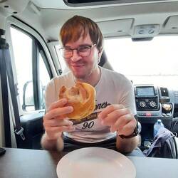 ...lecker waren die Zimtschnecken