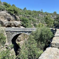 Ankunft bei der römischen Brücke
