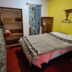 Das Zimmer und der Vorhang