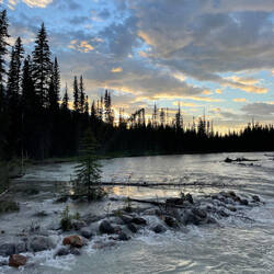 Kootenay River am Abend