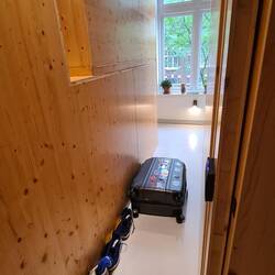 Le mini-couloir de l'entrée de la cabane