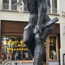 De nombreuses sculptures dans toute la ville