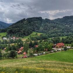 Der Campingplatz von einer Anhöhe