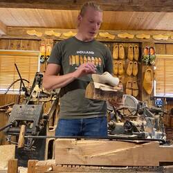 Clog making demonstration