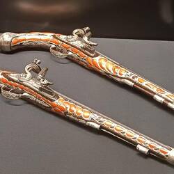 Interesting pretty looking guns during Ottoman times.