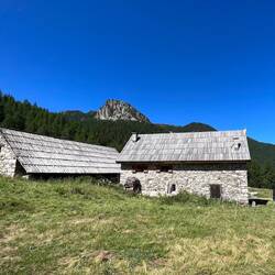 Almhütte und Käserei