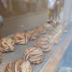 Kanelbullar (Swedish cinnamon rolls)