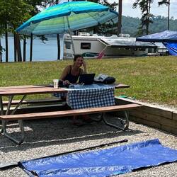 Still can't figure out fuck-all on this Apple!