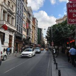The other side - Siraselviler Street.