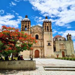 Prunkvolle Kirche im Zentrum Oaxacas ⛪️