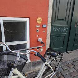 No bikes!