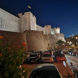 doppelte Stadtmauern