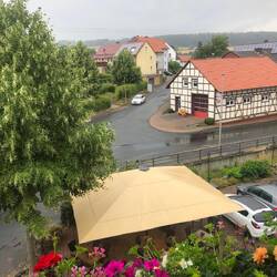 Blick von meinem Balkon. Es regnet.