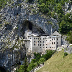 Höhlenburg Predjama