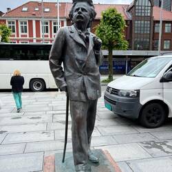 Statue of Grieg at the Bergen Concert Hall