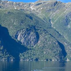 Thirty Ice Ages Cracked the Face Off This Mountain