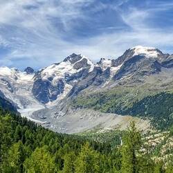 Gorgeous mountains on the way to Tirano