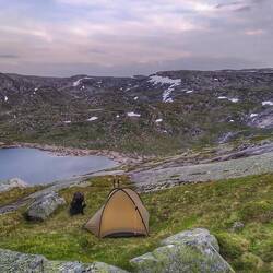 Zeltplatz am Abend Tag 58