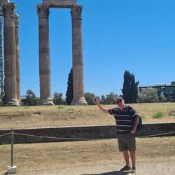 Zeus with his temple