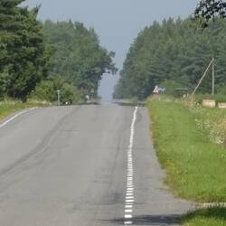 Strasse vor Hitze flimmernd