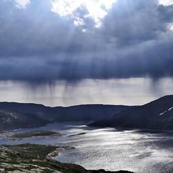 Donner, Regentropfen, Sonne
