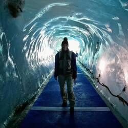 Mana en la cueva de hielo