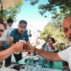 Rechts Giovanni, toller Mensch! Auf das Stoßgebet 🍻
