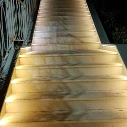 Treppe zum Glück; Abwärts ins warme Meer;aufwärts zum kühlen🍺