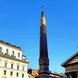 Fontaine des Dioscures