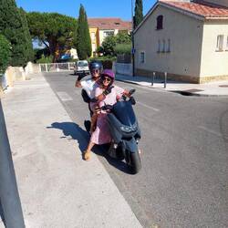 Petit tour de scooter pour aller au marcher de Sanary ☀️