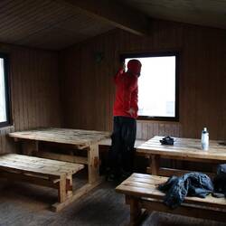 Mittagshüsli. Bäh isch das grusig dusse...