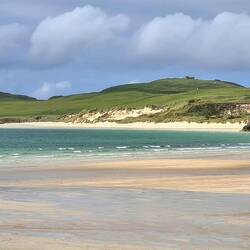 Yes, there is a white sand beach here