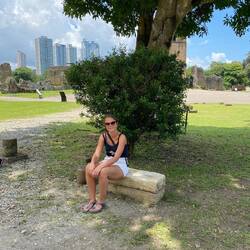 Die alti Altstadt und hinde dra scho de Business District...do gohsch am Schatte noh😅