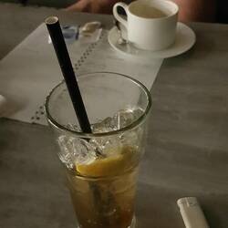 Absacker; Quisfrage, wer trinkt Kaffe?