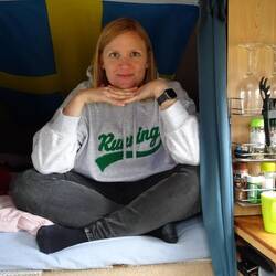 Ach ja: Seit heute Nachmittag ist Nina an Bord!