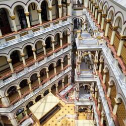 Einkaufszentrum im Palacio Nacional