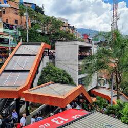 Einmalige Rolltreppenanlage im Wohngebiet