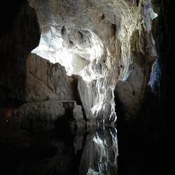 Eine kleinere Höhle