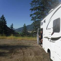 overnight side of Road stop
