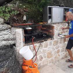... und direkt in der Drei Sterne Küche zubereitet 🤩🦪