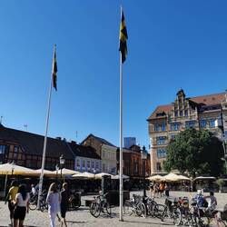Lilla Torg - ein zentraler und wohl berühmter Platz, der den Puls der Stadt schlägt