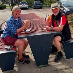 7. Reise an der holländischen Grenze weiter nach Süden bis zum Rhein!