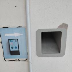 Da kommt die Fernbedienung raus