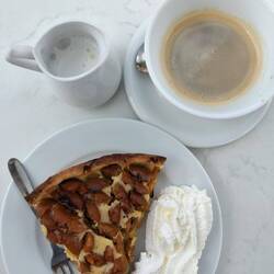 Im "Café du Port" in Mittersheim