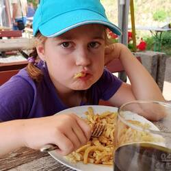 Und für die Kids Spätzle mit Soß 🥰